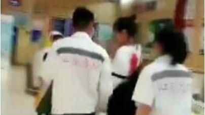 陸女進速食店砍人　發現刺錯人竟道歉