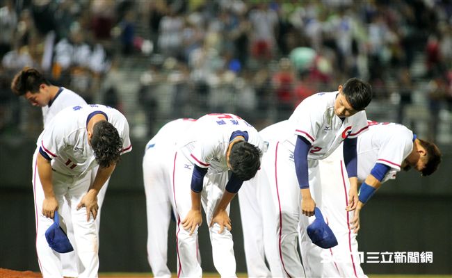 輸韓被罵翻…英雄大遊行棒球隊不出席