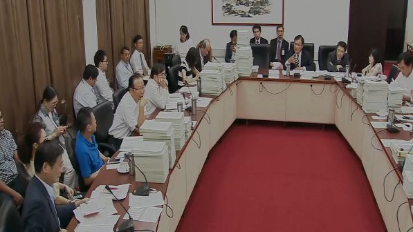 前瞻改文攻　藍：非萬不得已絕不打架