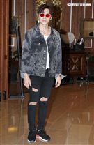 在韓國發展的本地音樂人梁根榮，不發韓語歌而是發華語歌，回台宣傳自己創作的華語單曲「Stop Sugar」（不要再甜言蜜語）。（記者邱榮吉/攝影）