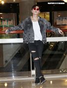 在韓國發展的本地音樂人梁根榮，不發韓語歌而是發華語歌，回台宣傳自己創作的華語單曲「Stop Sugar」（不要再甜言蜜語）。（記者邱榮吉/攝影）