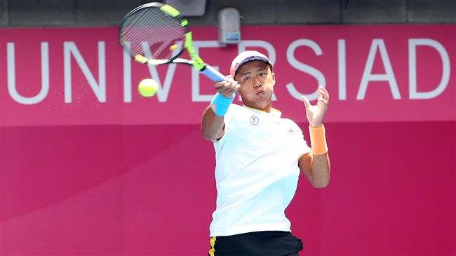 男單李冠毅直落二　姊弟攜手晉八強