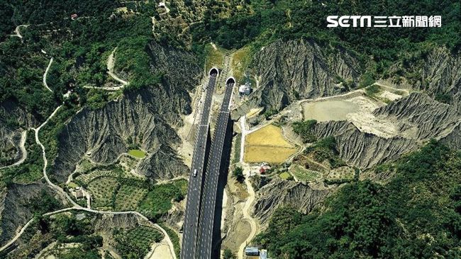 夾在斷層間　高公局將拆除田寮高架橋