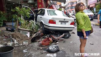 BMW衝撞菜市場　酒駕男毀車釀7傷