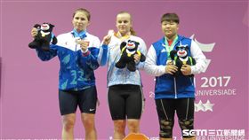 ▲台灣師大選手羅楹湲（右1）在台北世大運舉重90公斤級獲得銅牌。（圖／記者蕭保祥攝）