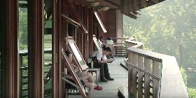 北投圖書館大面積窗框　助空氣流通