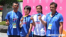 滑輪溜冰教練吳炯助、楊合貞、李孟竹、總教練林詠翔。（圖／記者王怡翔攝）