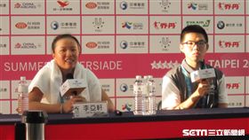 ▲網球女將李亞軒（左）出席賽後記者會。（圖／記者蕭保祥攝）