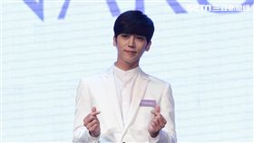 畢書盡代言化妝品