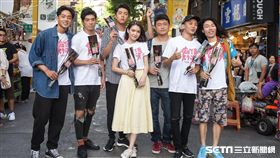 蔡凡熙、韓笙笙、鄭暐達、林哲熹、孫生與暐哥《痴情男子漢》／牽猴子提供