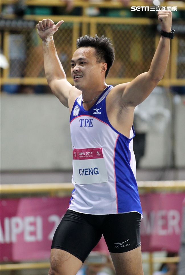 台灣選手鄭兆村在標槍項目擲出91.36公尺破亞洲紀錄。（記者邱榮吉/攝影）