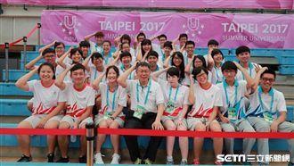 花絮／你學會了嗎？與柯合影有三步驟