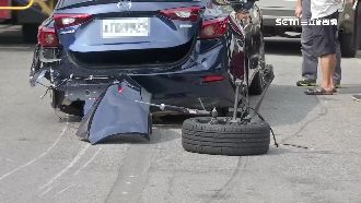 賓士迎面來　馬3轉180度撞成廢鐵