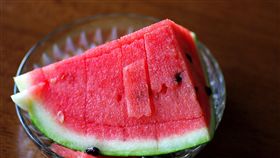 西瓜
https://www.flickr.com/photos/93256705@N05/9460039575/in/photolist-fpXbbB-5zedHH-4LVYoL-91dZF7-5nPbFs-5eqvDV-h5MYM8-5fhiUq-5jmQdE-4U779j-NDyiX-6upUGL-6upUod-oPGEez-oPFTSk-4LRNai-4n8XuB-6YHVPf-6ABat