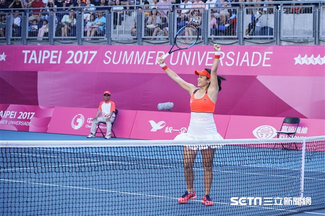 世大運網球女子團體中華隊詹詠然、詹皓晴。（圖／記者林敬旻攝）