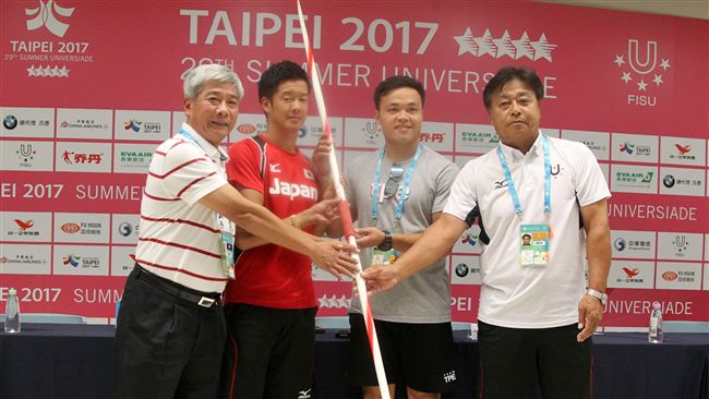 用這支創紀錄　日直接送標槍給鄭兆村