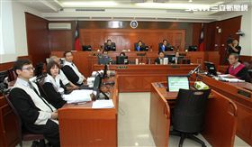 高院刑專一庭含冤14年特赦蘇炳坤案再審，院長認為具有法治教育意義，破例開放媒體拍攝法庭。（記者邱榮吉/攝影）