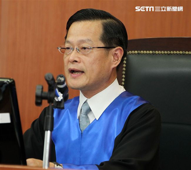 高院刑專一庭含冤14年特赦蘇炳坤案再審，院長認為具有法治教育意義，破例開放媒體拍攝法庭。（記者邱榮吉/攝影）