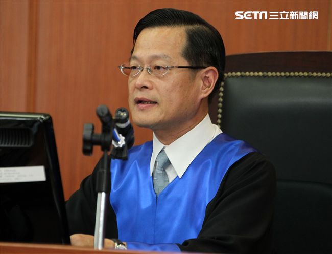 高院刑專一庭含冤14年特赦蘇炳坤案再審，院長認為具有法治教育意義，破例開放媒體拍攝法庭。（記者邱榮吉/攝影）
