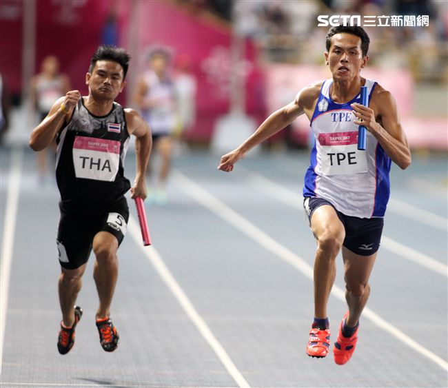 世大運田徑項目28日全部結束，各國選手盡力表現贏得運動精神，下次拿坡里見，珍重再見。（記者邱榮吉/攝影）