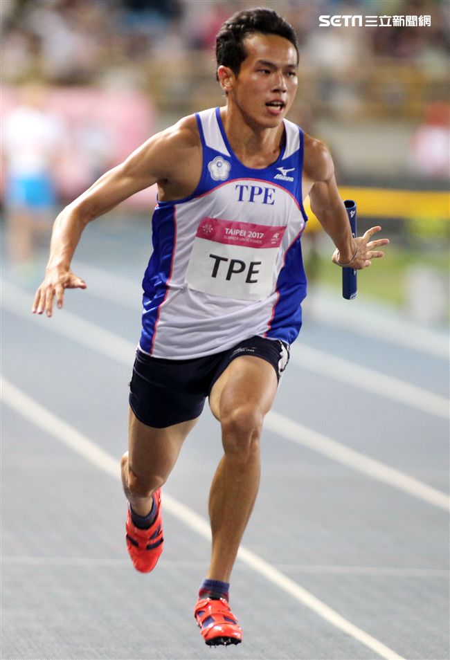 世大運田徑項目28日全部結束，各國選手盡力表現贏得運動精神，下次拿坡里見，珍重再見。（記者邱榮吉/攝影）