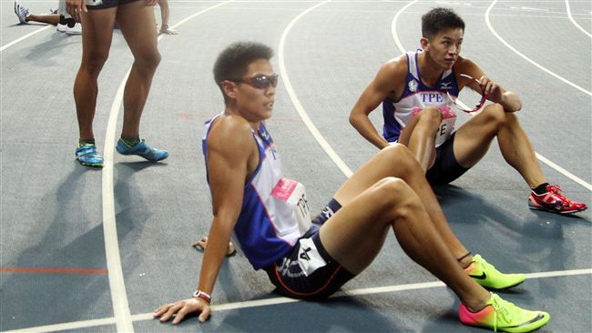 世大運田徑項目28日全部結束，各國選手盡力表現贏得運動精神，下次拿坡里見，珍重再見。（記者邱榮吉/攝影）