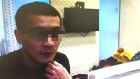 李姓富少破解女性友人手機密碼，下載對方與前男友性愛影片，再上傳至LINE群組供人觀賞，女性有人憤而提告，李男再上傳YOUTUBE頻道，警方循線將他逮獲，訊後依妨害秘密罪送辦（翻攝畫面）