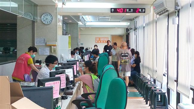 她大腦發炎自覺沒瘋　就診後才發現…
