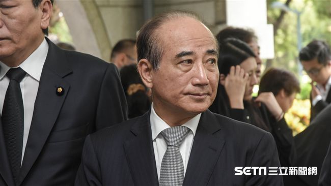 路人評「老狐狸」　王金平現身尷尬了