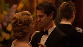 我要為你呼吸,安德魯加菲爾德,克萊兒芙伊／甲上娛樂提供