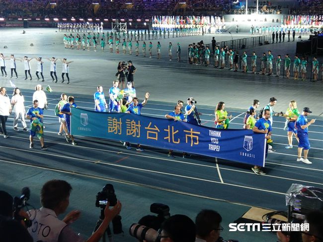 世大運閉幕式，巴西選手進場 圖／記者王怡翔攝
