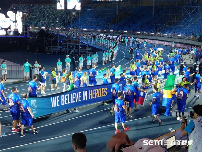 世大運閉幕式，巴西選手進場 圖／記者王怡翔攝
