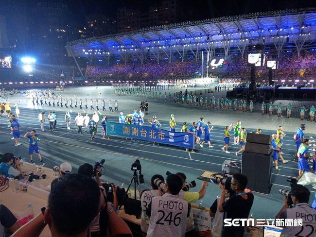 世大運閉幕式，巴西選手進場 圖／記者王怡翔攝