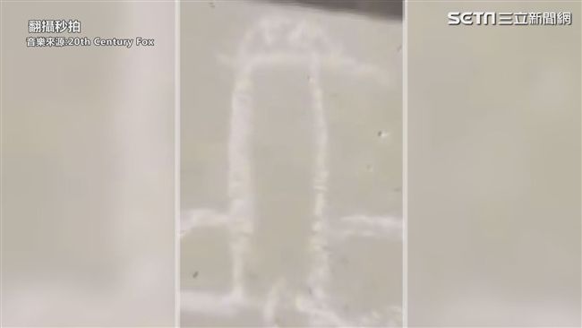 小女孩畫長頸鹿一家人　網：考驗純真
