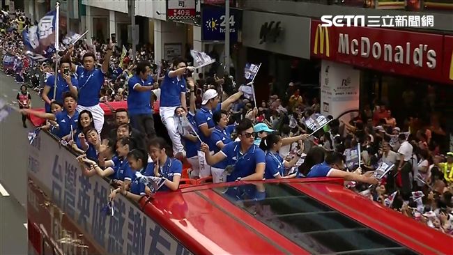 英雄谷再現！台灣英雄國慶大集合