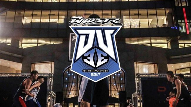 BW’S RxDV33降臨信義街頭
