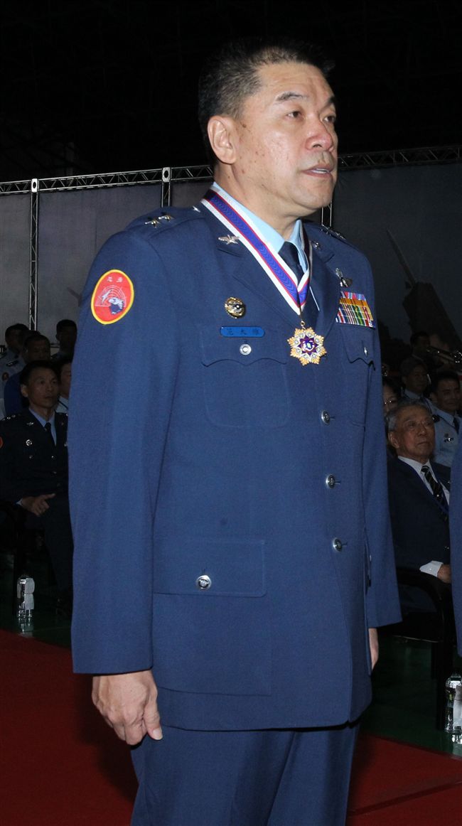 空軍防空暨飛彈指揮部編成典禮由司令沈一鳴上將主持，統一防空作戰指管事權，加快威脅反應速度，以建立一支「量適、質精、戰力強」之防空勁旅。（記者邱榮吉/攝影）