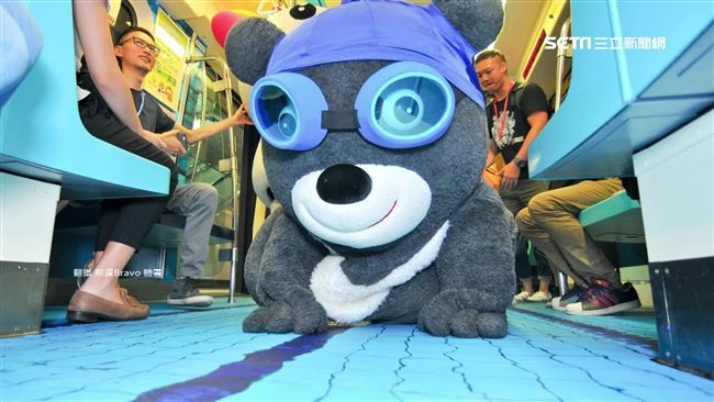 賣力宣傳世大運　熊讚百變造型超吸睛