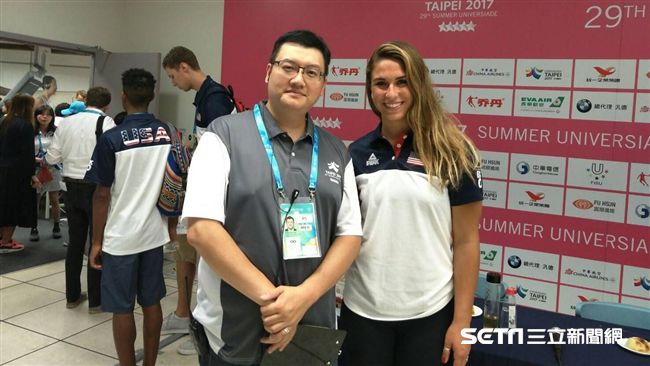 王雲慶、戚海倫　中外媒體都靠他們