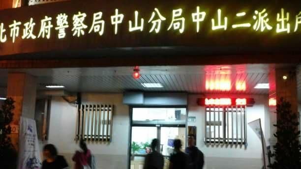 暖心！獨居老翁昏迷　警幫協尋家屬