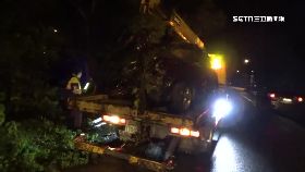 p撞邊坡一死1200