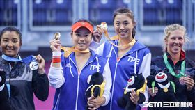 0828世大運網球女子團體中華隊詹詠然、詹皓晴 圖／記者林敬旻攝