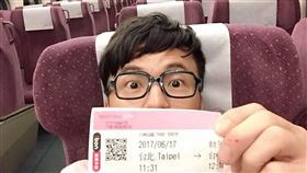 唐從聖,從從,高鐵,妥瑞症(臉書)