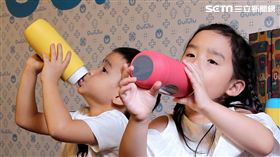 喝水習慣也瘋物聯網經濟？父母超擔心兒童這事…(圖／Gululu水精靈)