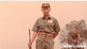 柯文哲當兵照/陸軍照/九三軍人節跟風 北市府提供