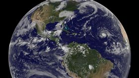 威力強大的颶風艾瑪（Irma）將對加勒比海東部許多地區構成威脅。（圖／美聯社／達志影像）