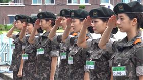 南韓女士兵。（圖／翻攝自koreaboo.com）