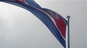 北韓國旗（圖／攝影者dion gillard, Flickr CC License）
https://www.flickr.com/photos/28745163@N00/248918054