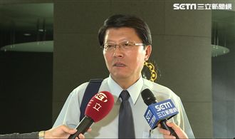 真愛變遠距離戀愛　謝龍介打油詩相送