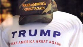 納粹,黨徽,美國,總統,川普,口號,校長,Lyn Orletsky,臉書,家長,課堂,教室　圖／翻攝自網路